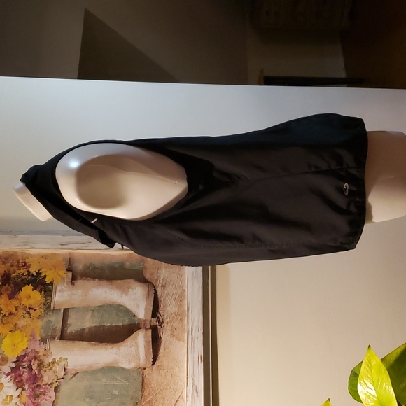 Champion Vest - Picture 4 of 7